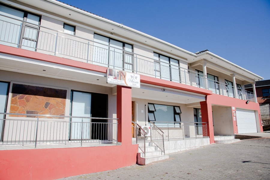 24 Bedroom Property for Sale in Amalinda Eastern Cape